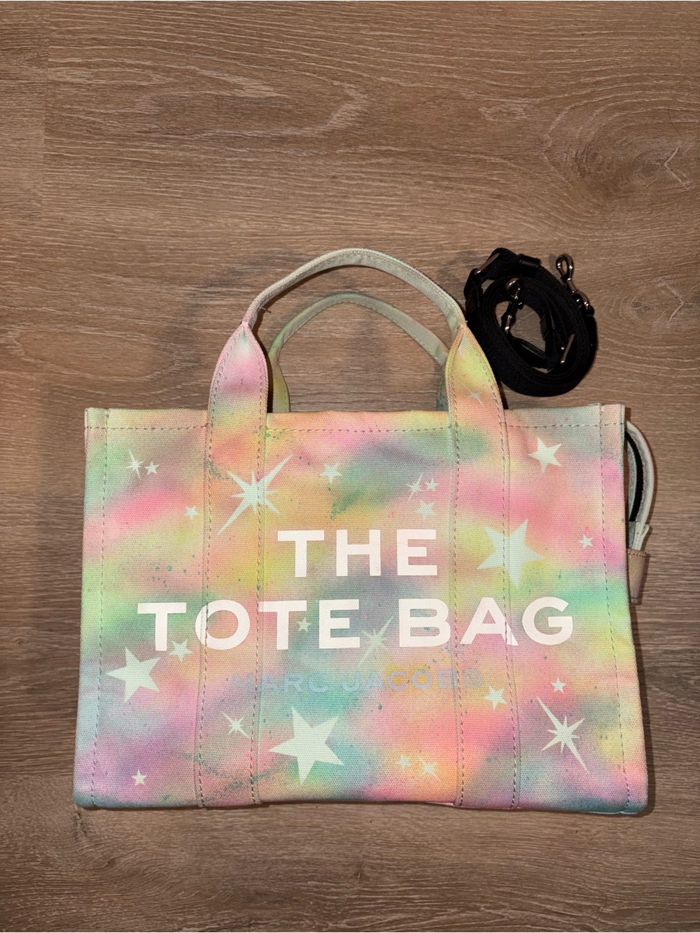 Medium Marc Jacobs “Rainbows and the Northern Star” 💫🌈✨ The Tote Bag